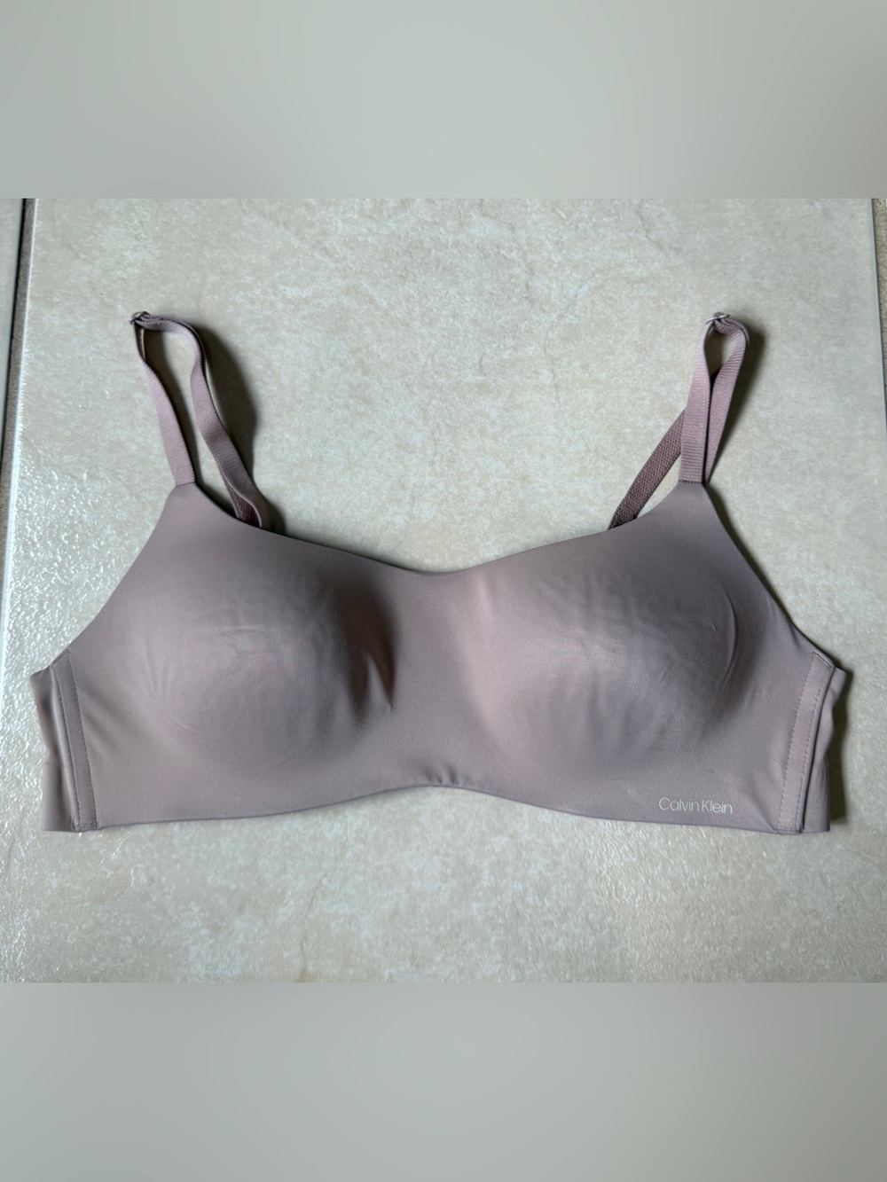 Calvin Klein Liquid Touch Lightly Lined Wirefree Bra Beige Size S 32 Small